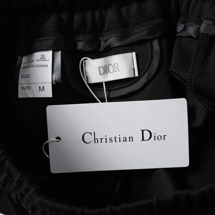Dior Short Pants _SKUDiorS-2XLattrD21617151